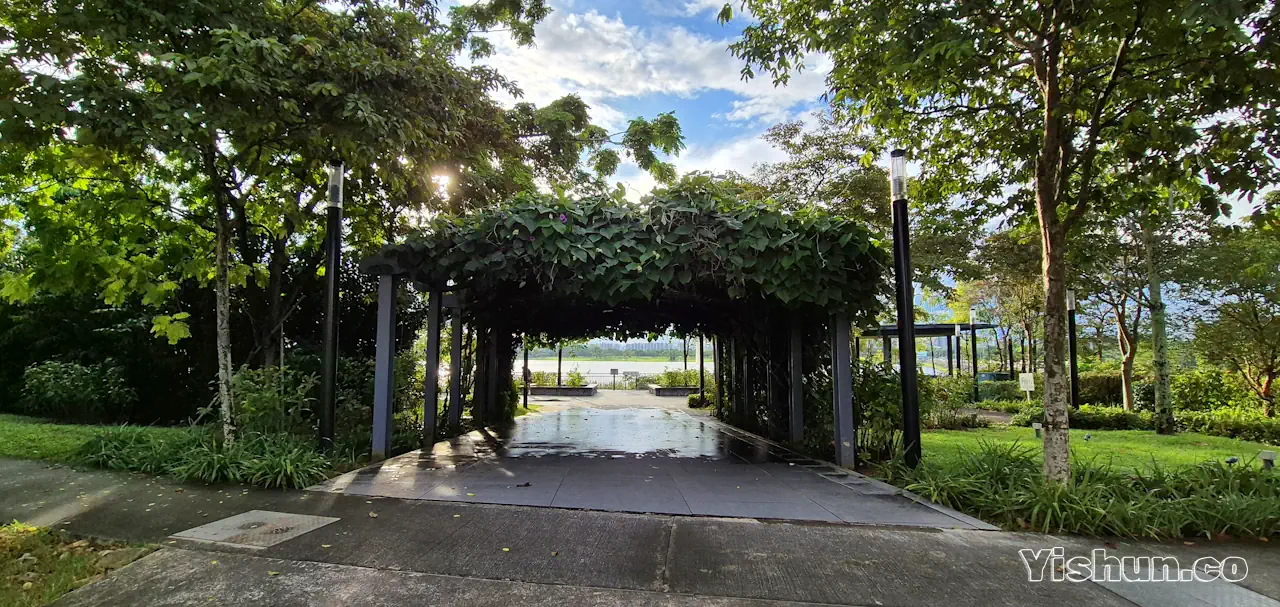 Entrance to Rower's Bay Park Entrance to Rower's Bay Park