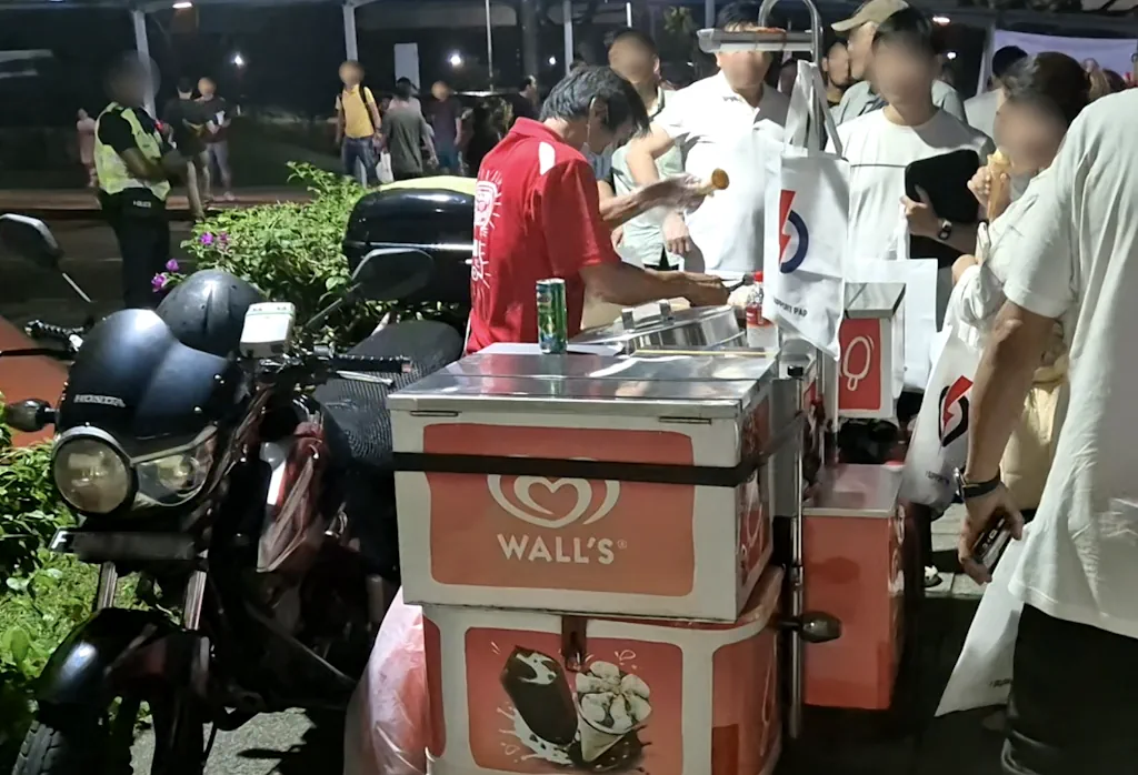 Free ice cream for rally attendees