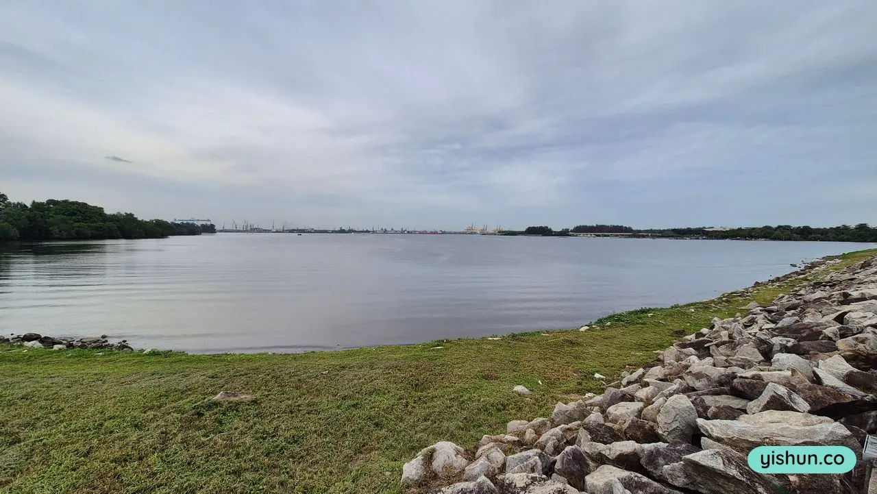 Open-sky view of the dam Open-sky view of the dam